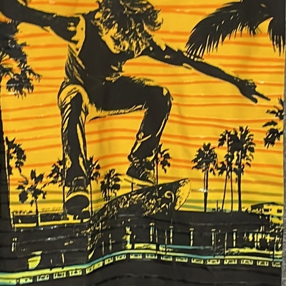 Boys Tek Gear Sleeveless Skateboard graphic Tee, M, LIKE NEW!!! - Picture 4 of 5